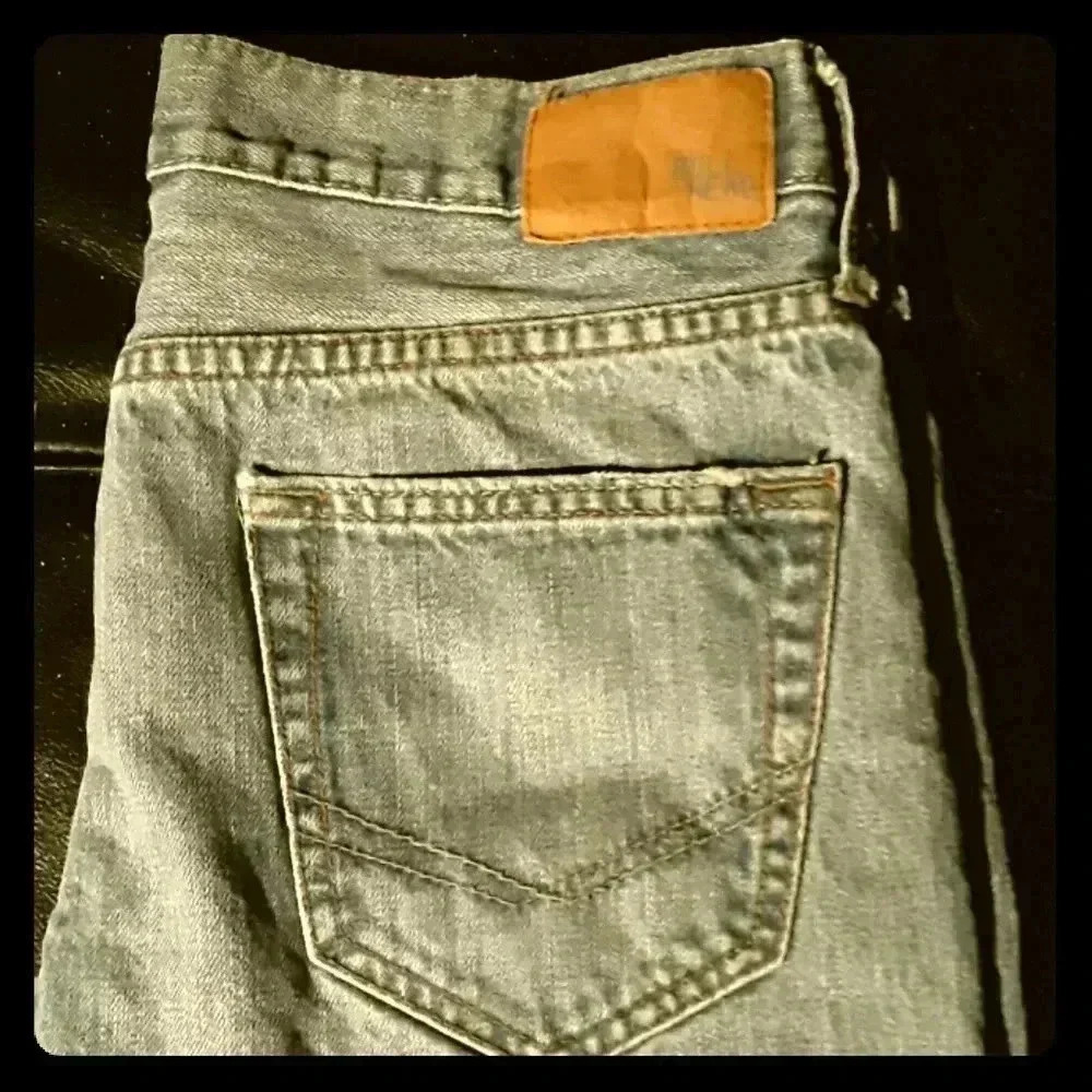 30 30 men's Bullhead jeans